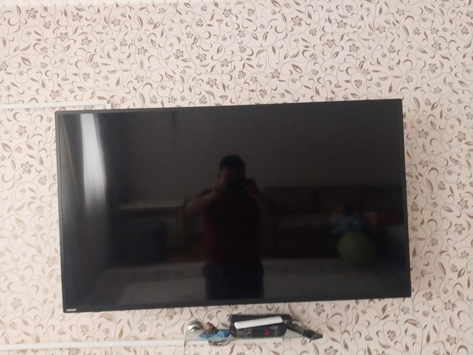 Продам телевизор