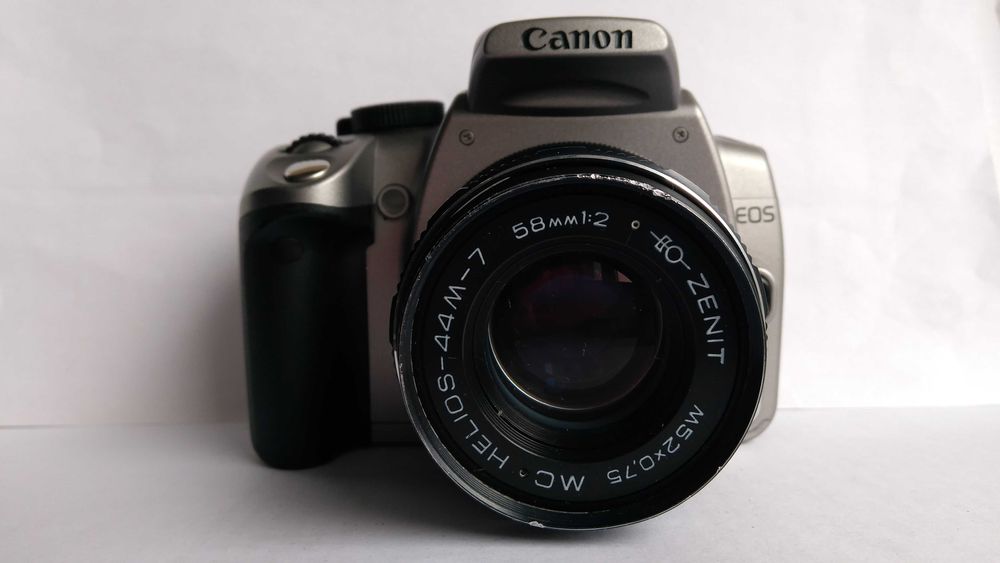 Фотоаппарат Canon EOS 350D