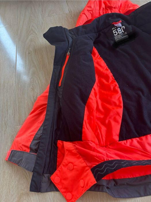 Vând geacă iarnă, copii, unisex, măsura 125-132 cm