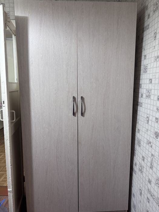 Шкаф 110*190 срочно продается