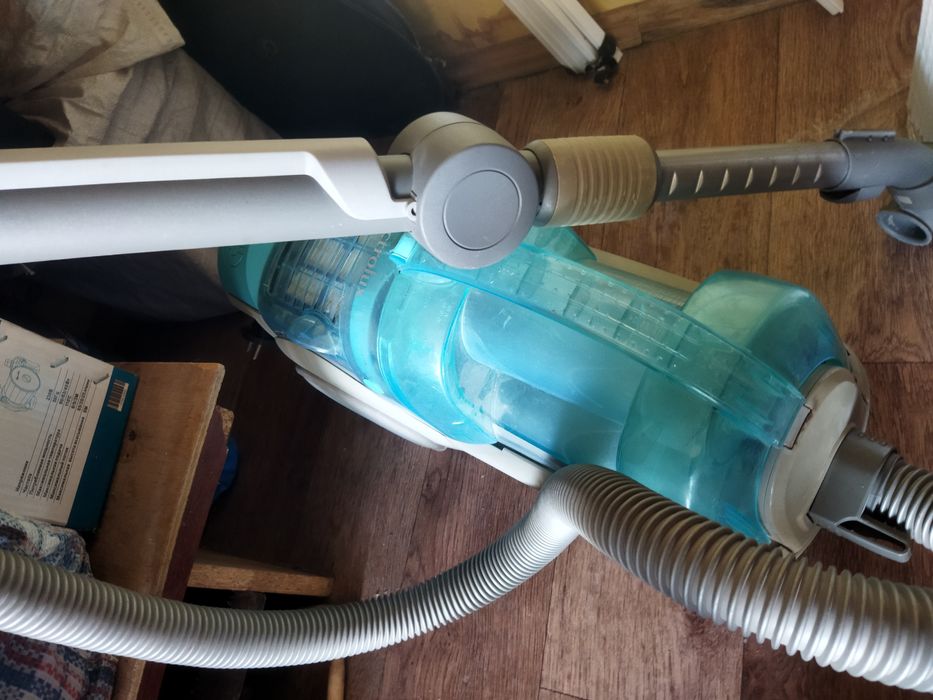 Продается рабочий пылесос