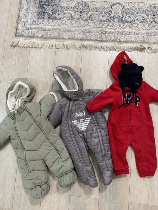 Детские комбинезоны осень , зима 3-6 мес.