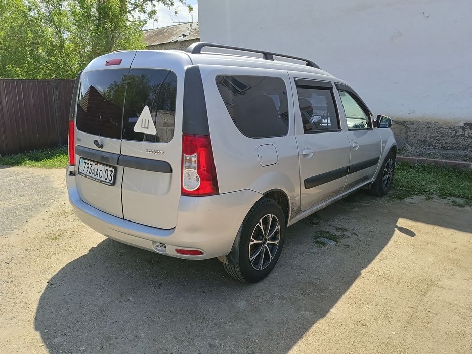 Ларгус 7 местный. 2015 г