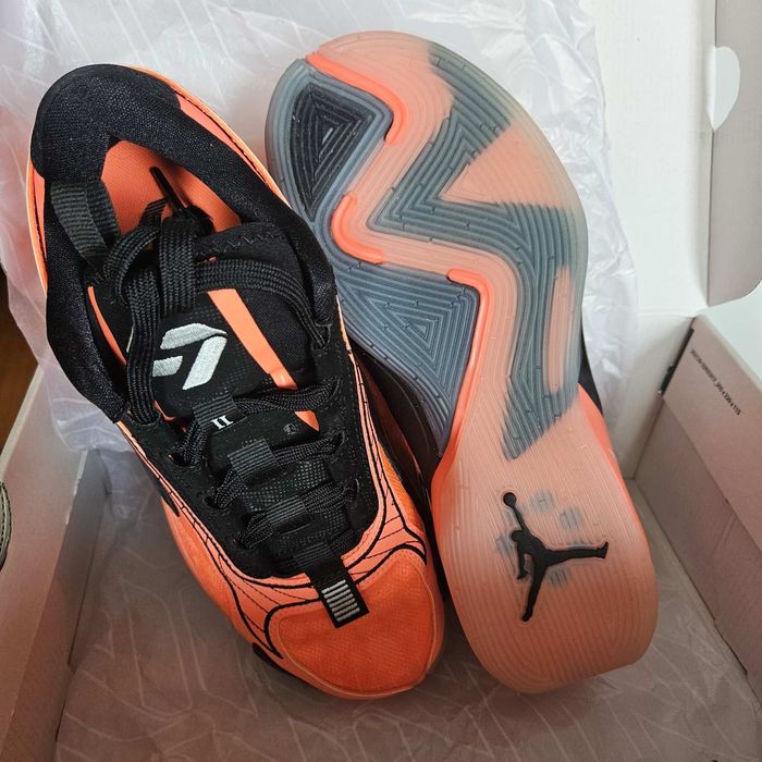 НОВИ!!! Баскетболни маратонки Nike Jordan Luka 2 (GS) 39