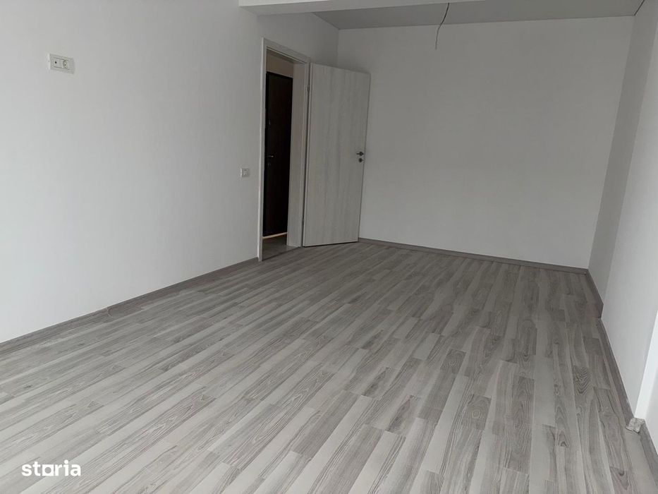 Apartament tip studio str Biruintei Metrou Berceni.