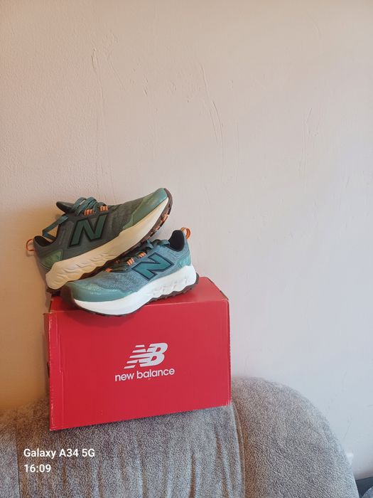 Кроссовки NB оригинал 42.5 новые