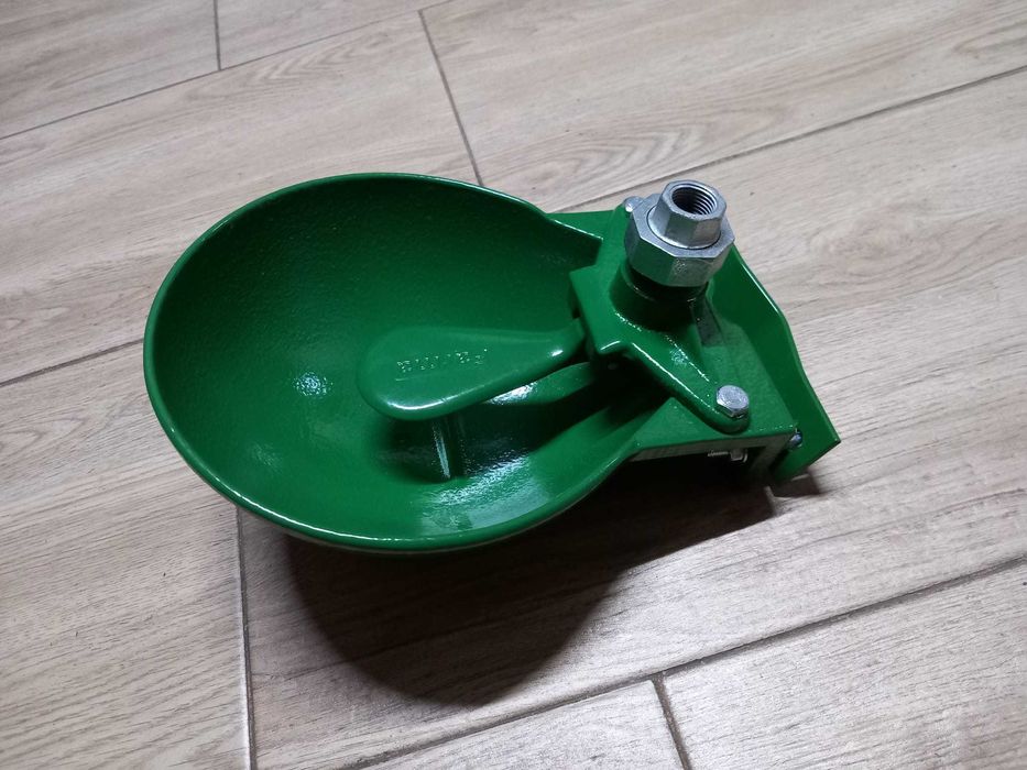 adapatoare apa vaci, cai, vitei