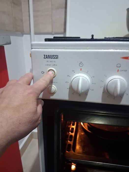 Hota plus aragaz pret negociabil