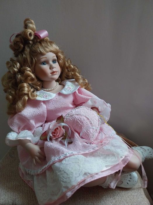 Порцеланова кукла Сузана (268) от AlberonCollection лимитирано издание