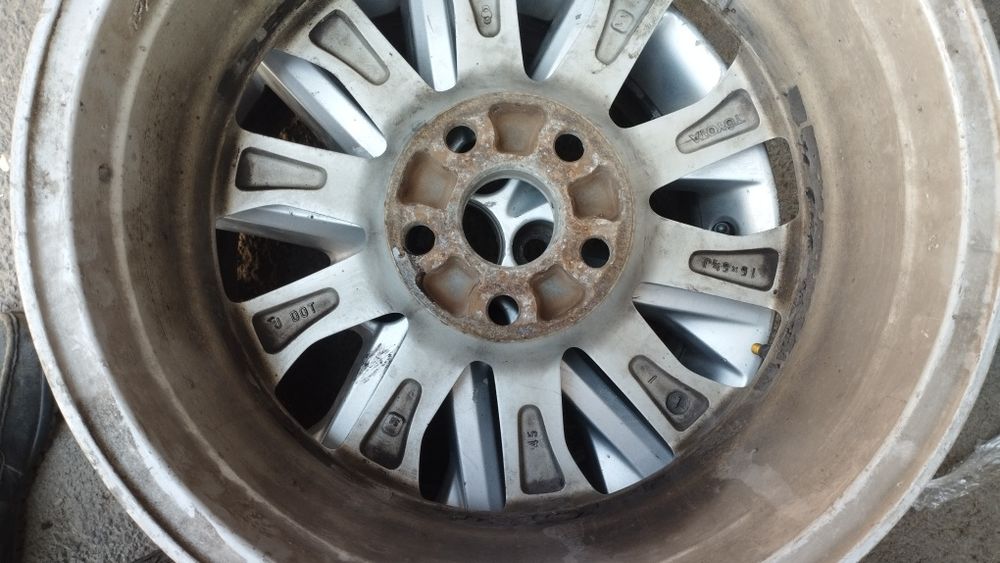 Тоета оригинал диски р16, R16 camry 5*114.3