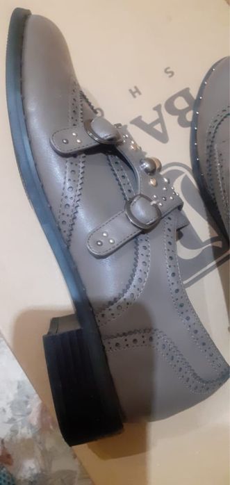 Отличные туфли лоферы . Цвет Мокко