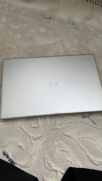 Ноутбук Aser 512gb