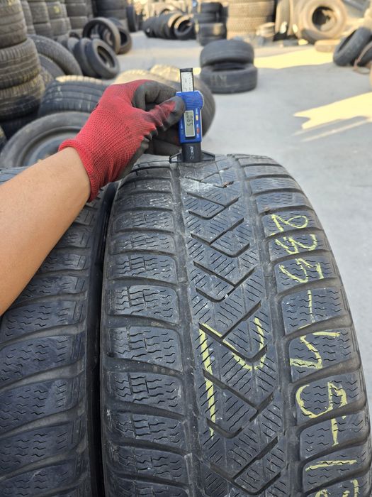 Anvelope de iarna 235-45r18 Pirelli