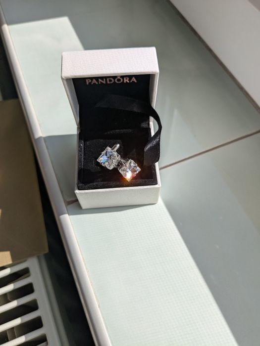 Butoni cu cristale Swarovski