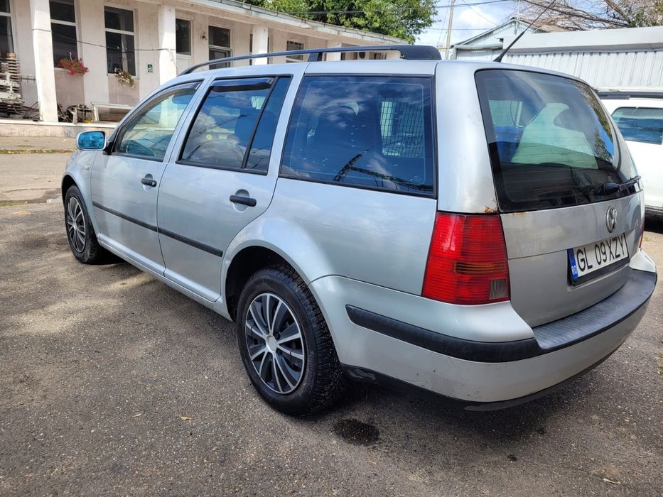 Volkswagen Golf  4