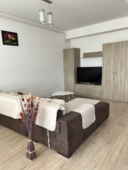 Inchiriez apartament 2 camere - Militari Residence