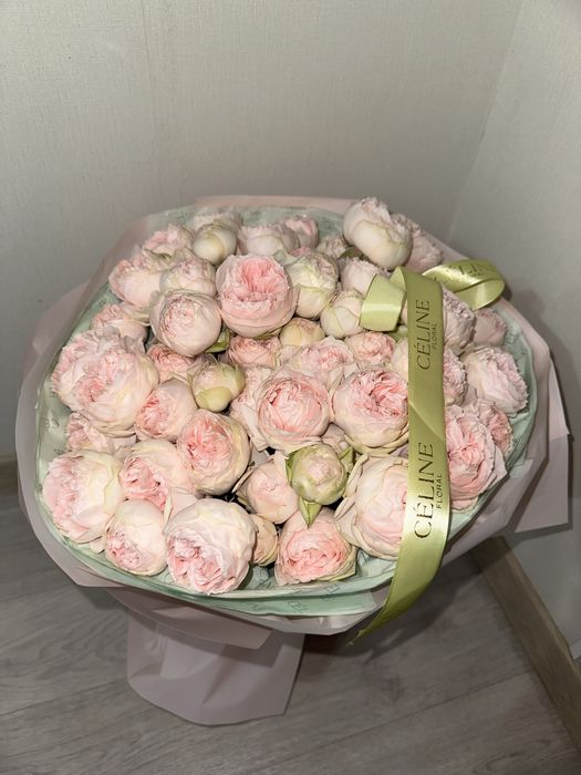 Пионы свежие Celine Floral