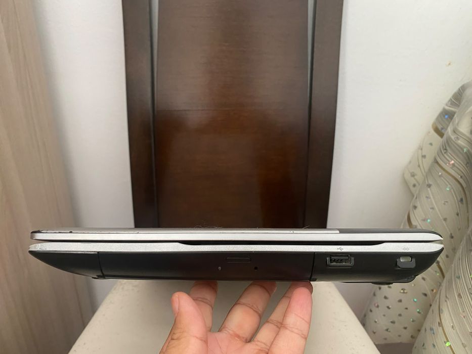 Надежный Samsung intel core i3/Nvidia GeForce