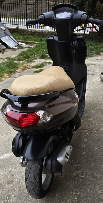 Peugeot KisBee 4 timpi 2016