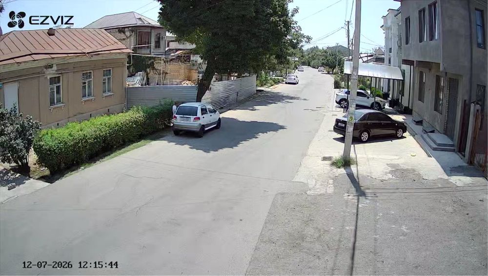 Ezviz H8c 4G kamera. Sim kartali