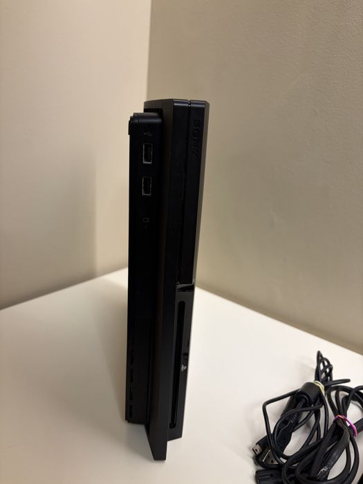 Consola PS3 modat 10 jocuri