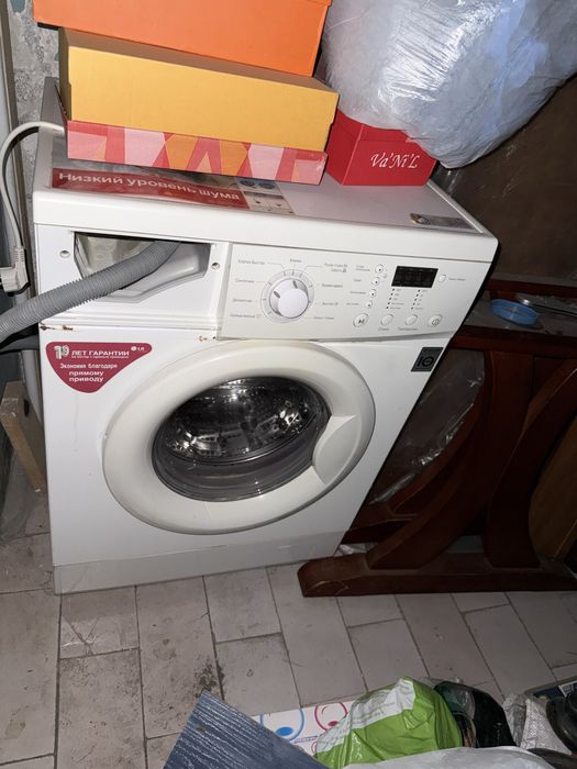 Продам стиральную машину LG