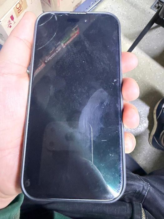 Продам iphone 15 без ремонта акум 89