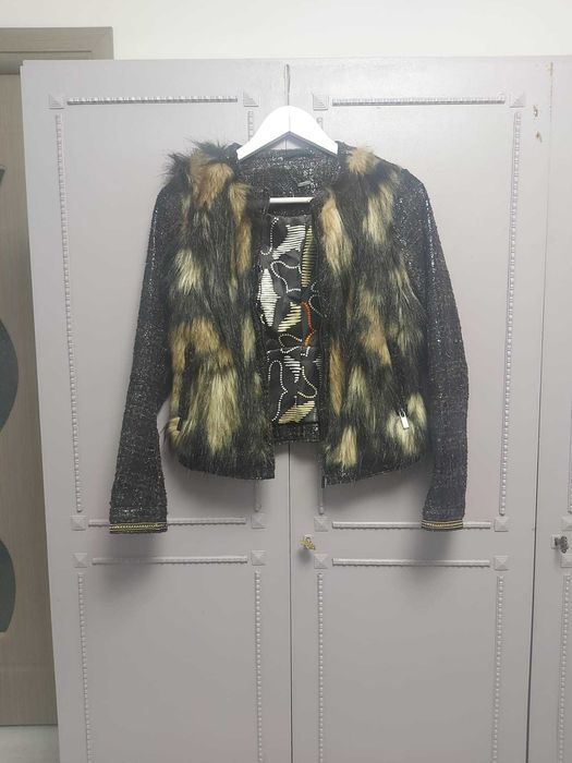 Jachetă Custo Barcelona, cu blană artificială, tweed elegant,mărimea S