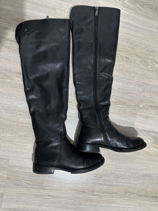 Продам кожанные сапоги