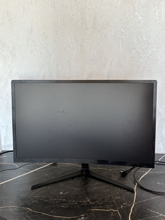 Мониторы хорошем состояние