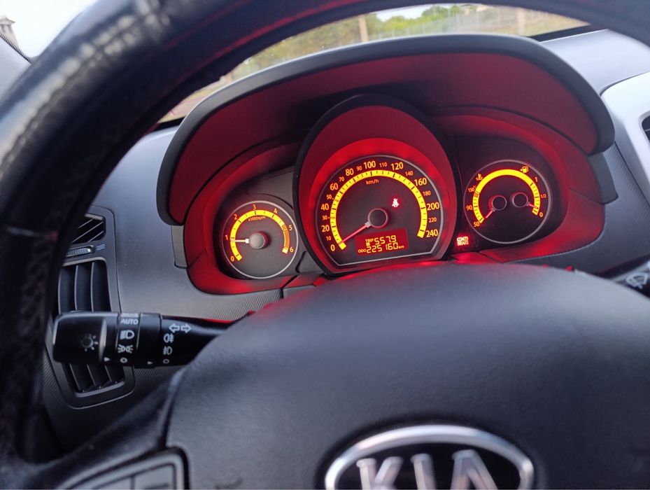 Kia Ceed 1.6 CRDI, Нов внос