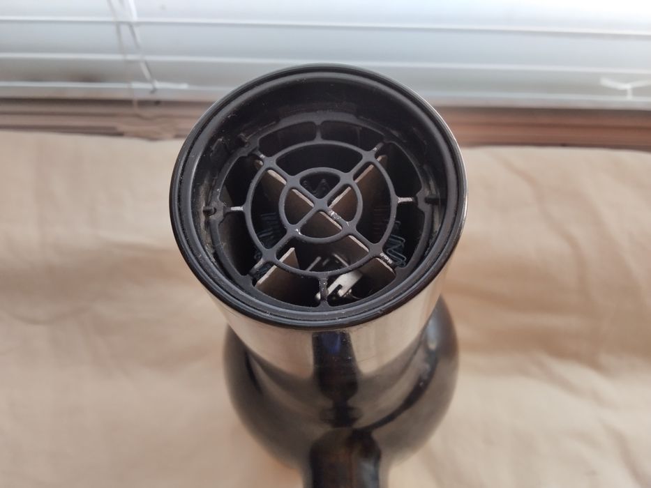 Оригинален немски страхотен сешоар велла-професионален