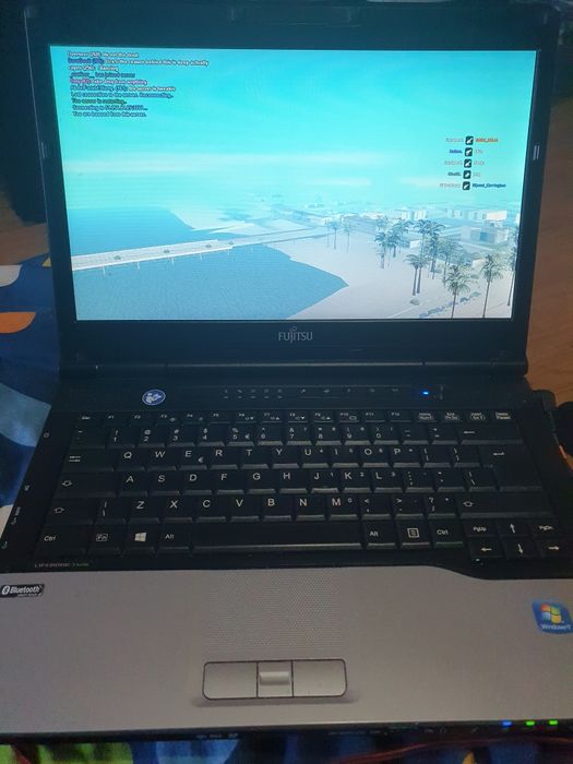 Лаптоп fujitsu lifebook