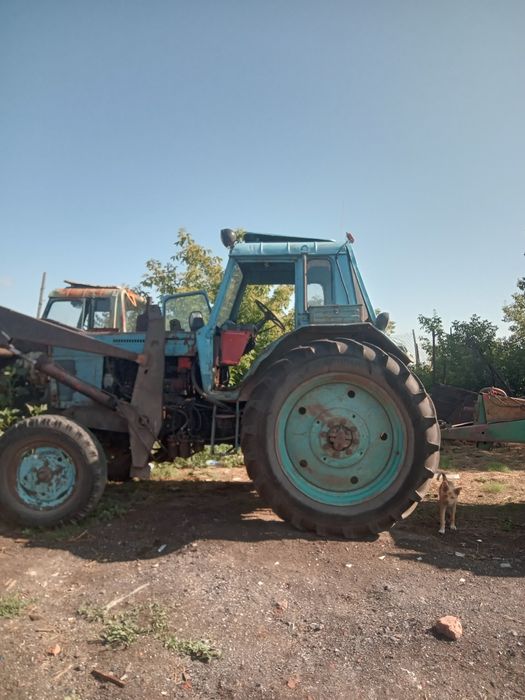 Продам мтз 80 с прес подборщиком 145