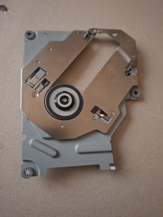 Vând mecanismul xbox one HOPE-B150