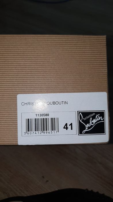 Adidasi Louboutin, prețul este negociabil.