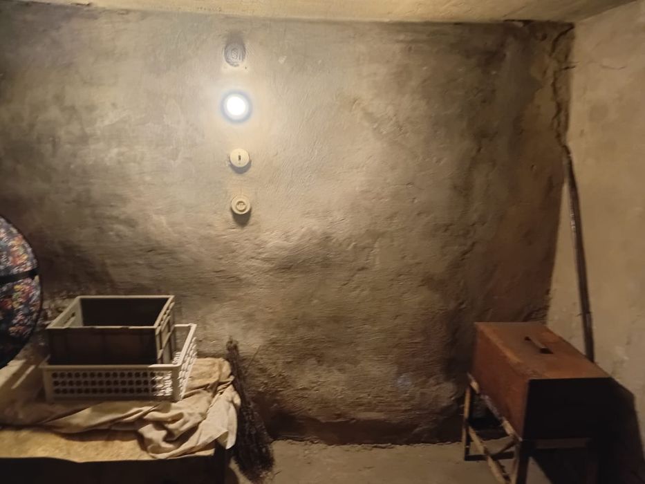 Продам  гараж  Восток- Прибор