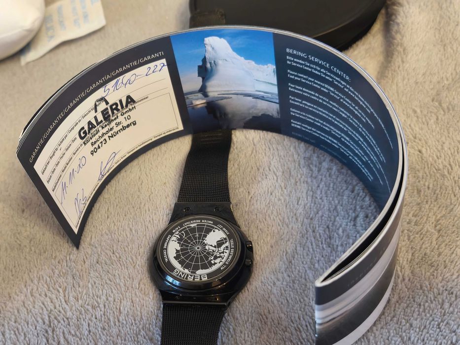 Vând două ceasuri originale BERING – modele 51640-227 și 32139-222