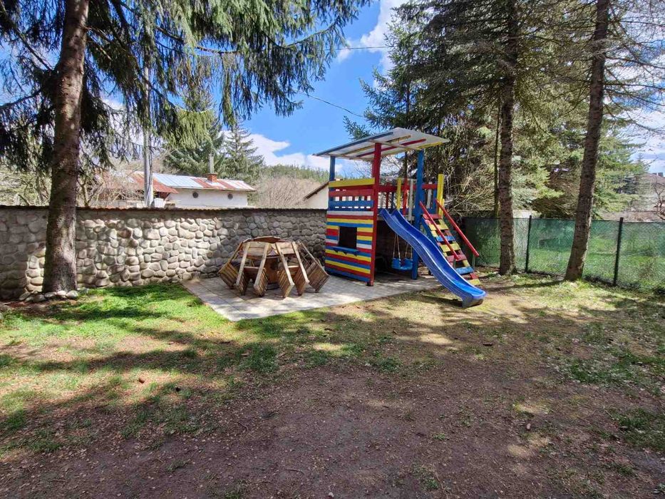 Продава се Къща в Самоков - 100 кв.м за 561 €/кв.м - Снимка #2