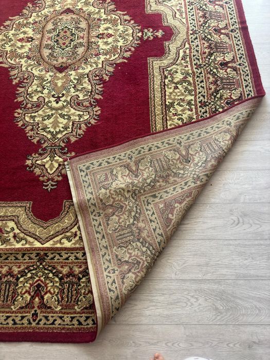 Бу кілемдер сатылады