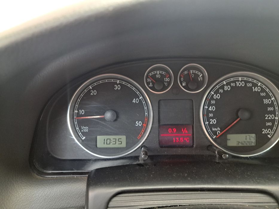 Volkswagen Passat 1.9 TDI 6 trepte de viteza