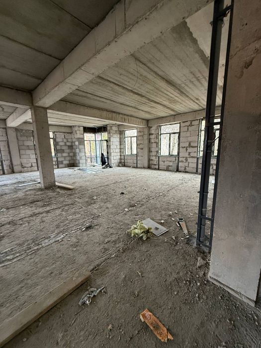 Продается отдельно стоящее здание 5 этажей 2390квМ 5 соток Чиланзар 21