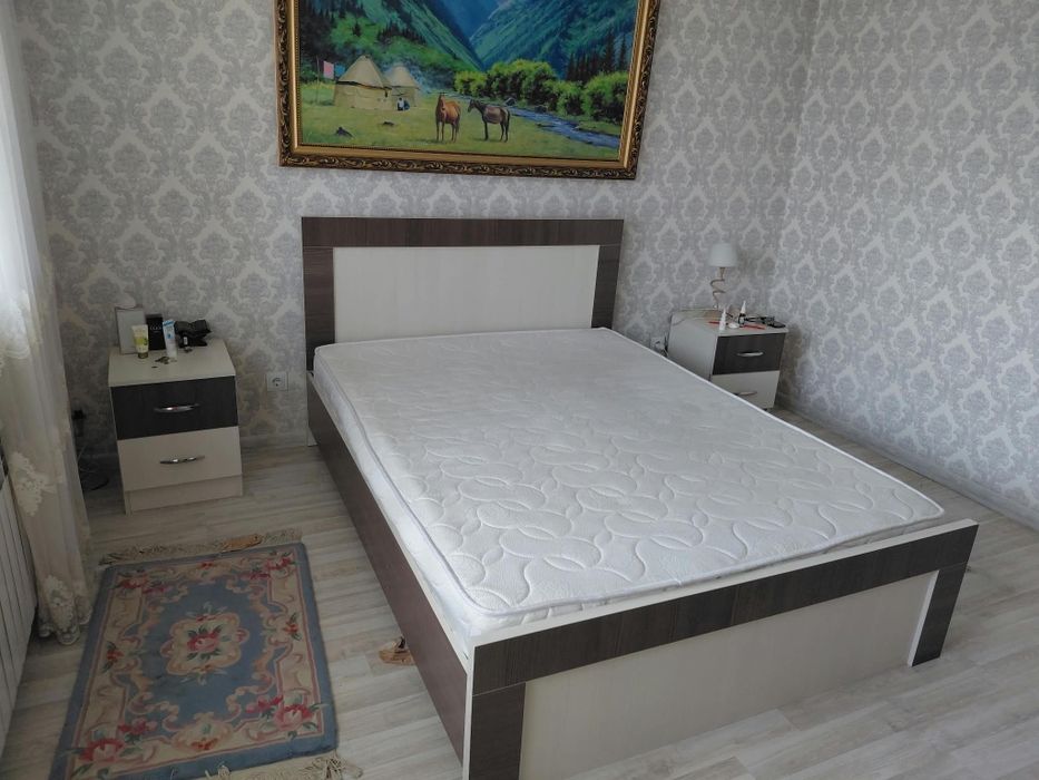 Кровать  двухспальная
