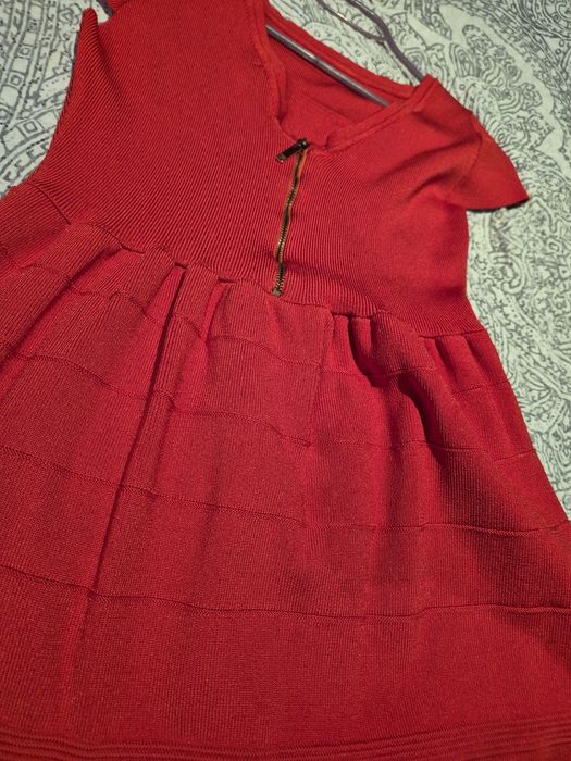 Червена рокля Pedro del Hierro S