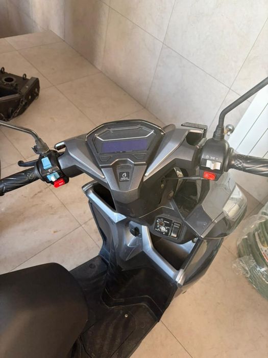 продам скутер sonlink T7