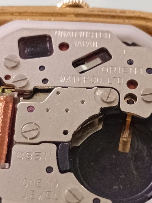 Часовник ORIENT  VX Japon quartz