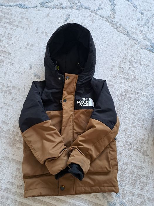 Продам обувь и куртки детские