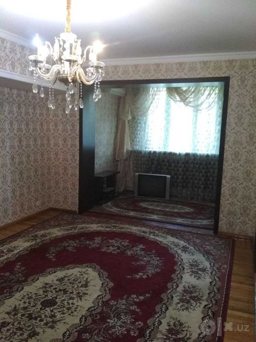 Продаётся 4/2/4 Ц-6 метро Минор