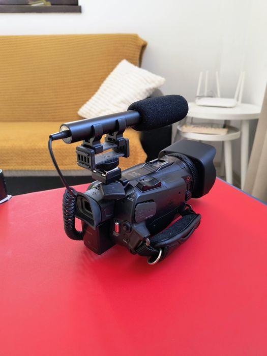 Canon Legria HF G40 | Acumulator BP-820 | Microfon Azden