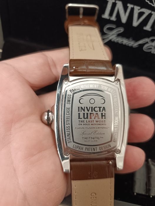 Продаются часы INVICTA Lupan.